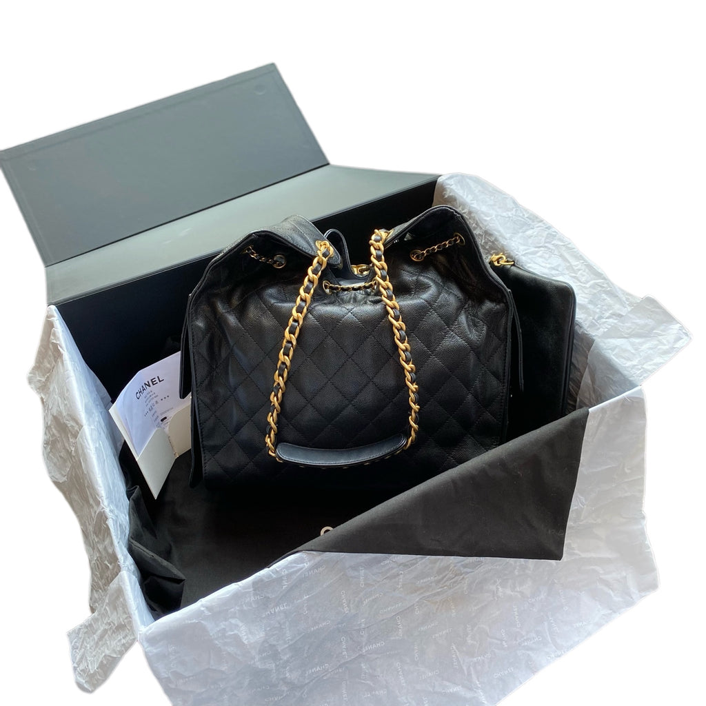 CHANEL 25 Medium Handbag | Grained Calfskin | Gold Hardware