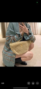 CHANEL 24N Ski Collection | Large Hobo Bag | Chip Detail
