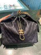 CHANEL 25 Medium Handbag | Grained Calfskin | Gold Hardware