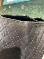 CHANEL 25 Medium Handbag | Grained Calfskin | Gold Hardware