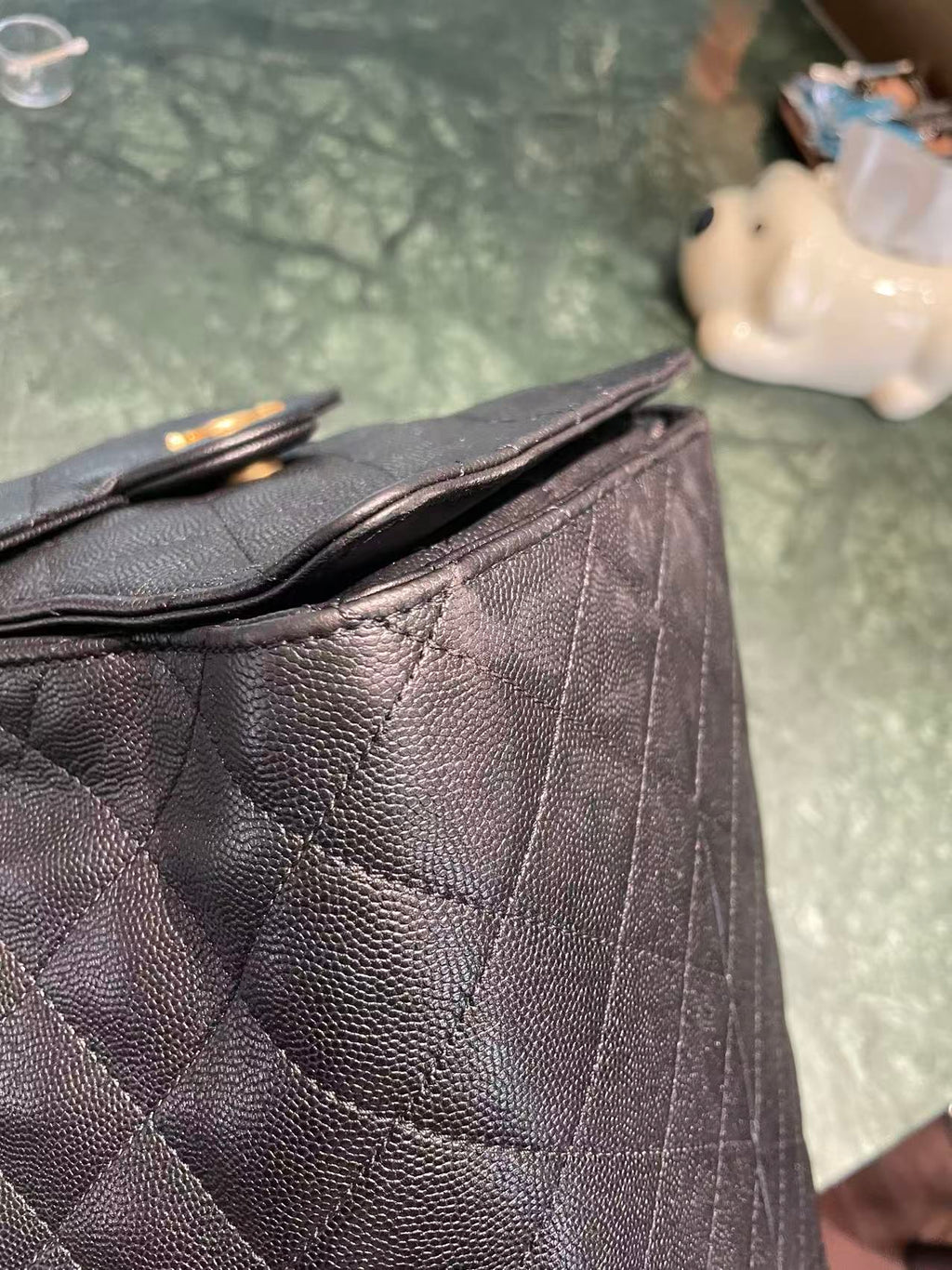 CHANEL 25 Medium Handbag | Grained Calfskin | Gold Hardware