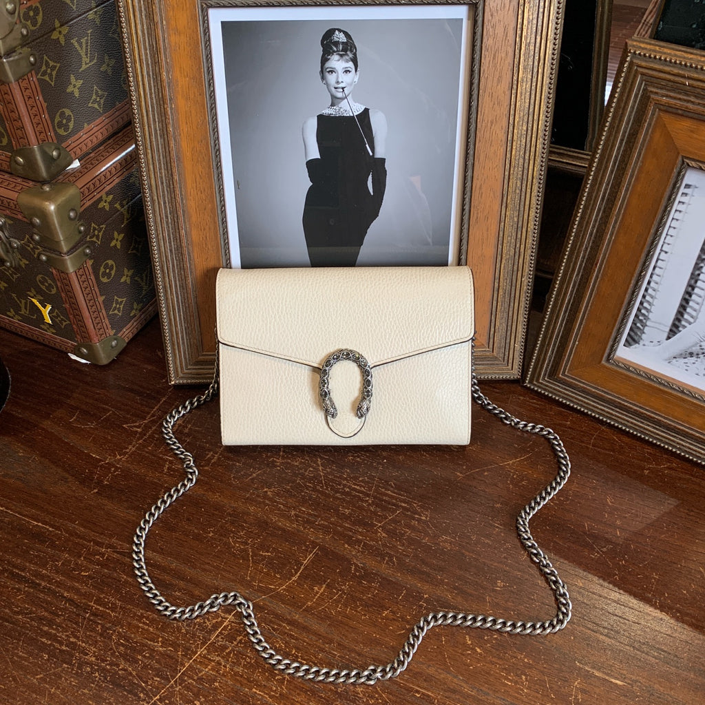 Gucci Dionysus Shoulder Bag White Pebbled Leather Antiqued Silver Hardware