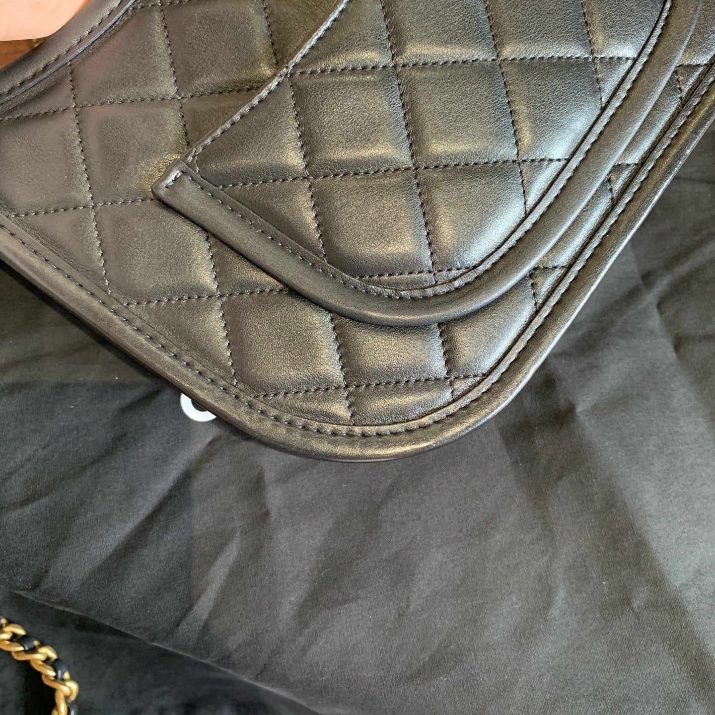 Chanel 22 Hobo Bag Black Quilted Leather Gold Hardware