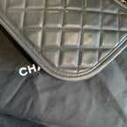 Chanel 22 Hobo Bag Black Quilted Leather Gold Hardware