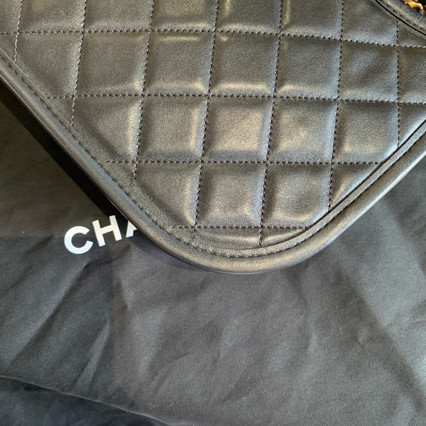 Chanel 22 Hobo Bag Black Quilted Leather Gold Hardware