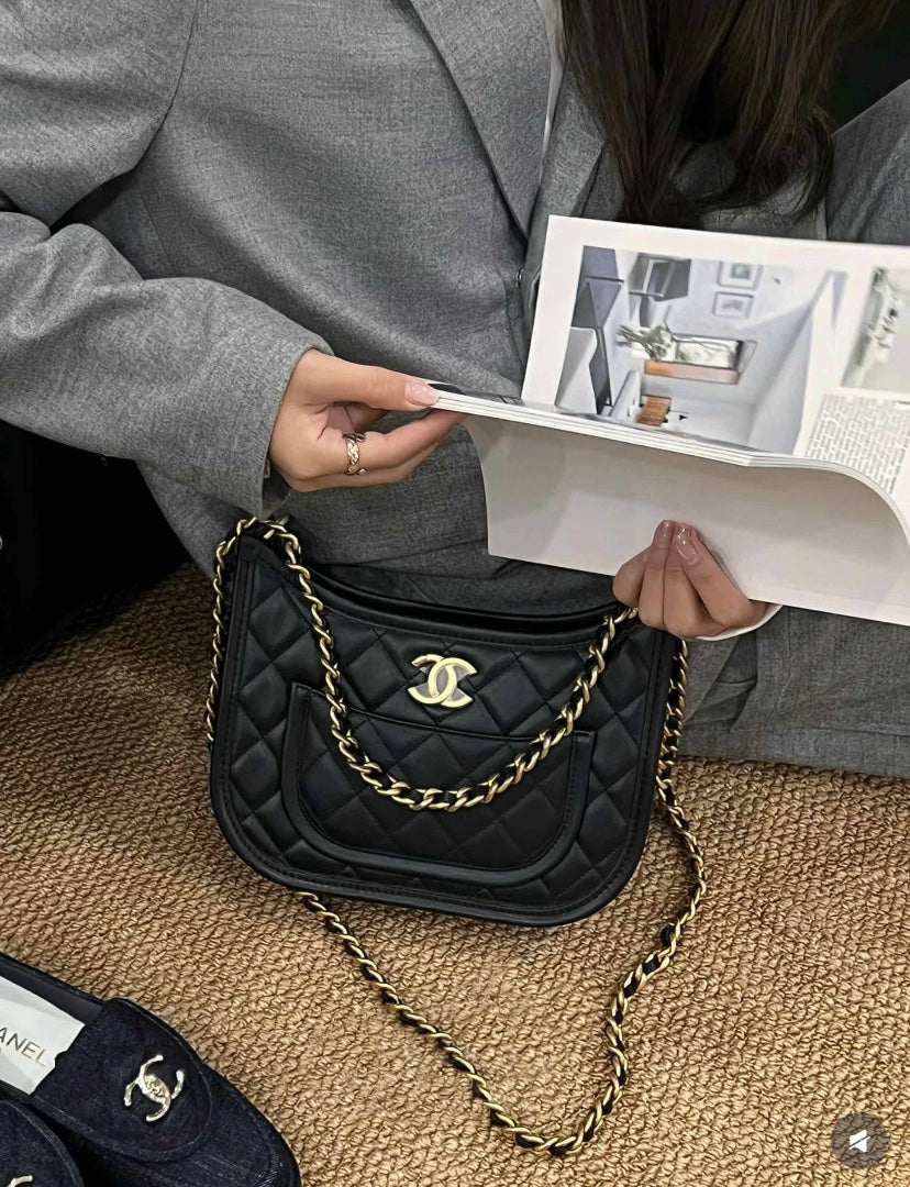 Chanel 22 Hobo Bag Black Quilted Leather Gold Hardware