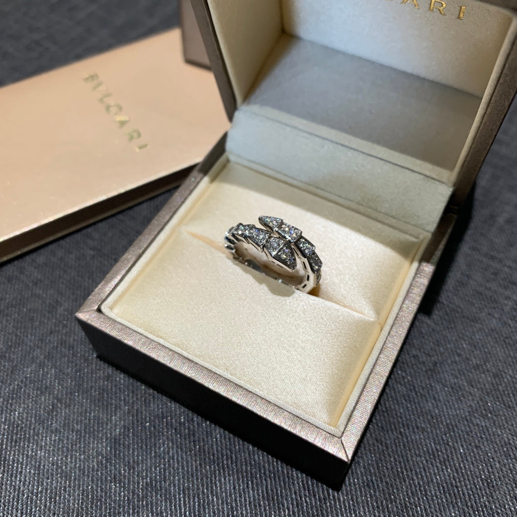 Bvlgari Serpenti Viper Ring 18K White Gold Pavé Diamonds