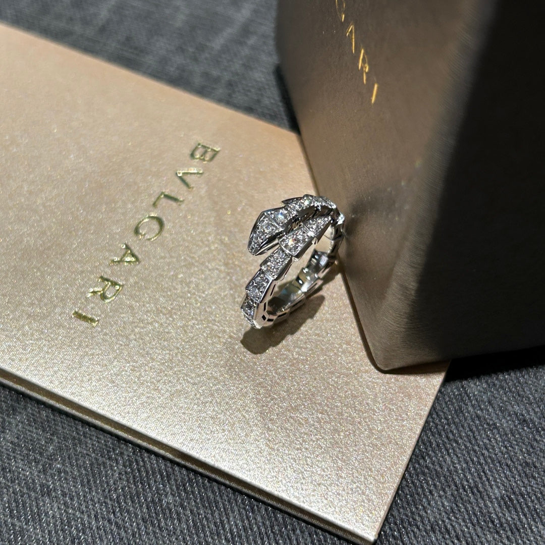 Bvlgari Serpenti Viper Ring 18K White Gold Pavé Diamonds