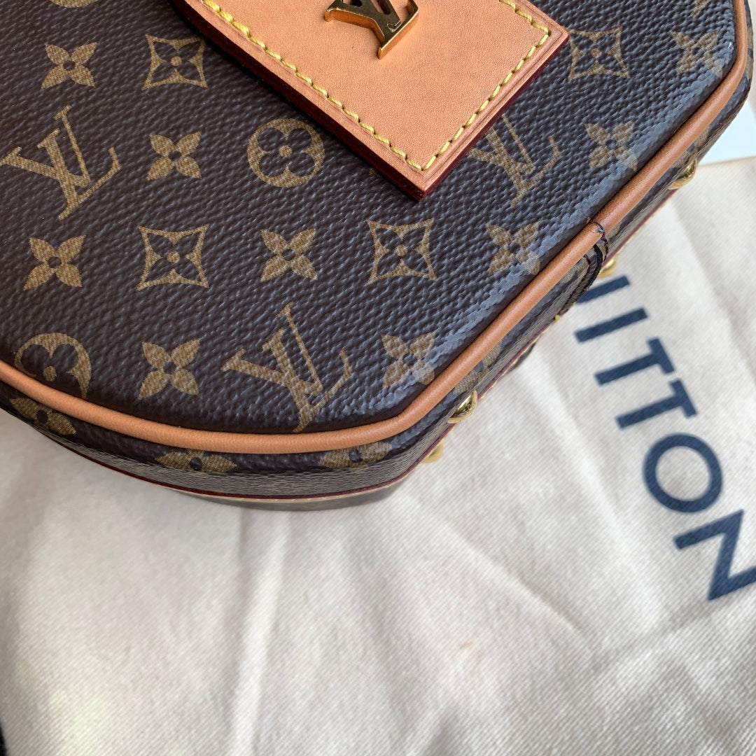 Louis Vuitton Petite Boite Chapeau Monogram Canvas Gold Hardware