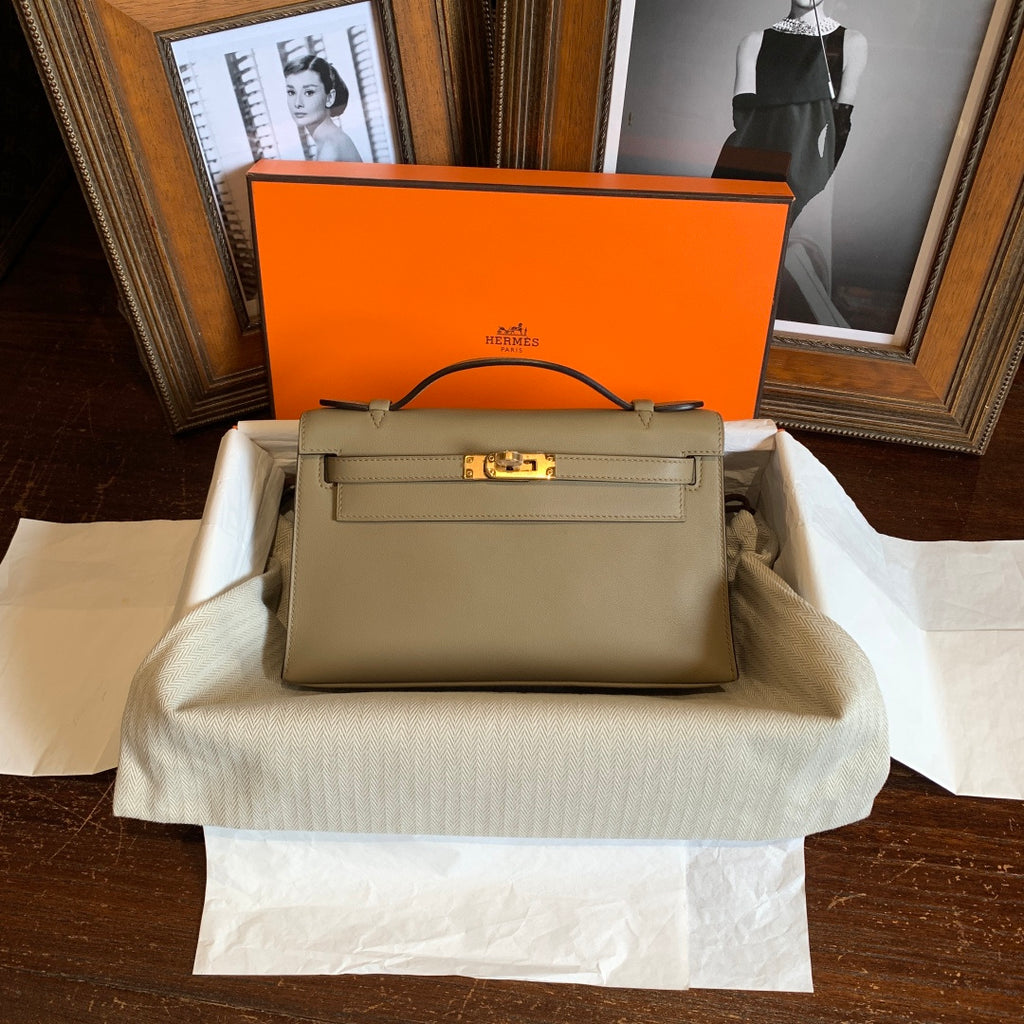 Hermes Kelly Cut Clutch Etoupe Leather Gold Hardware