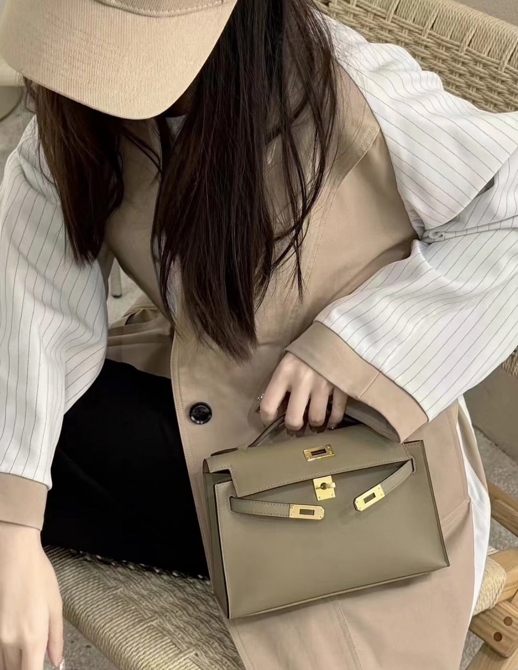 Hermes Kelly Cut Clutch Etoupe Leather Gold Hardware