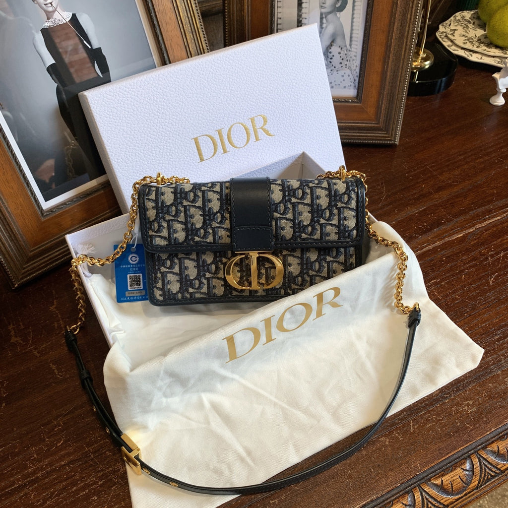 Dior 30 Montaigne Shoulder Bag Navy Blue Dior Oblique Canvas Gold Hardware