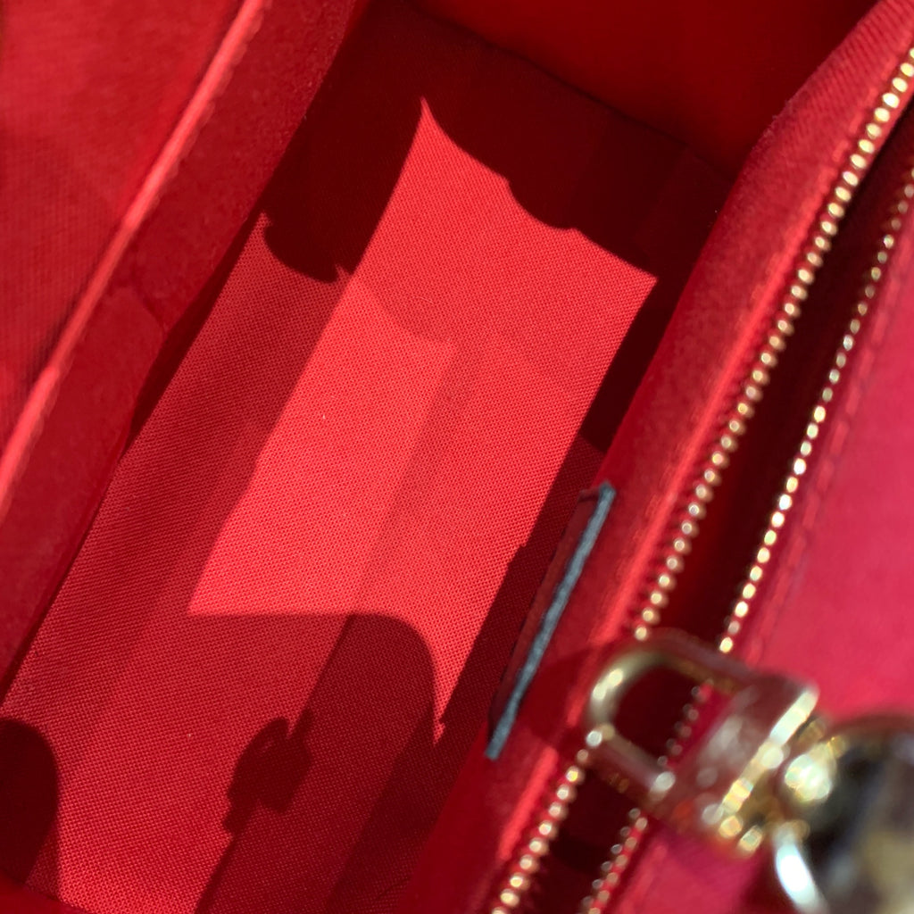 Louis Vuitton Onthego BB Tote Monogram Canvas Gold Hardware